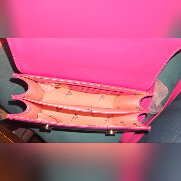 Betsey Johnson Handbag/Crossbody with Plush Bear Charm - Picture 5 of 8